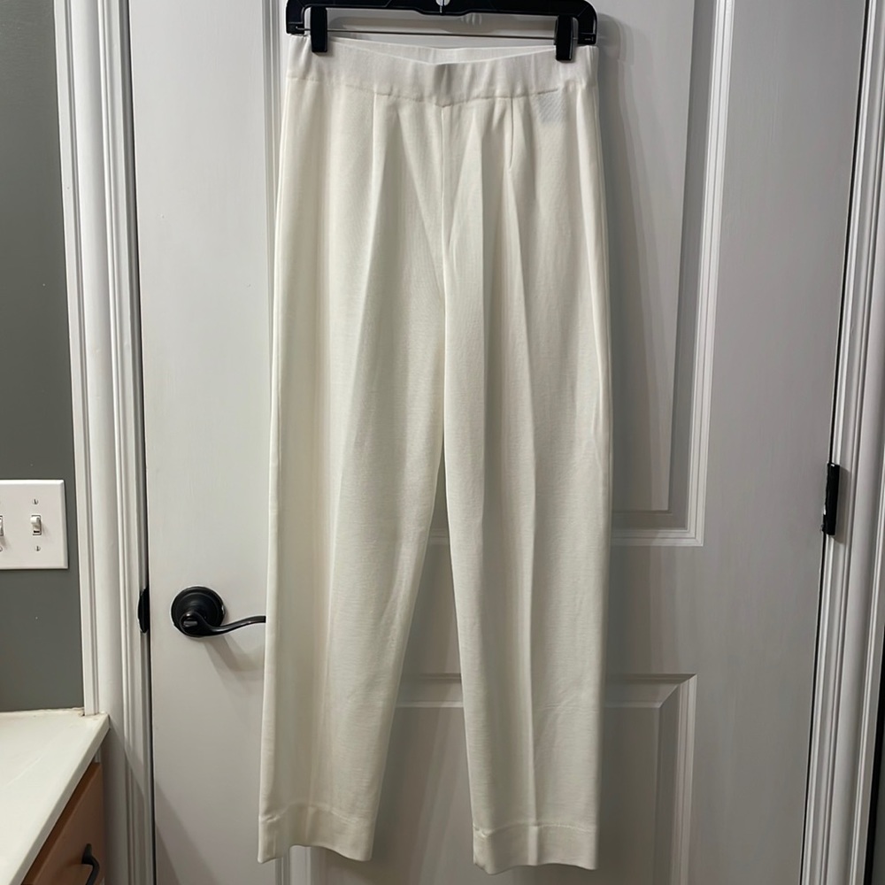 MISOOK Small White Knit Pants